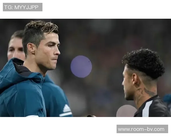 莱奥谈梦想若非足球则投身篮球受C罗内马尔小罗启发深感荣幸 莱奥谈梦想若非足球则投身篮球受C罗内马尔小罗启发深感荣幸