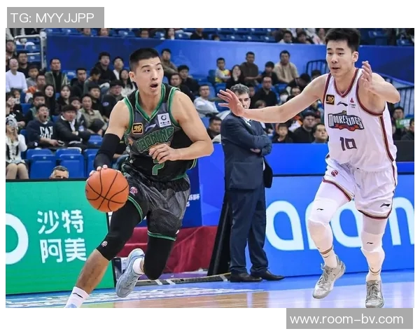 辽篮虽败犹荣布朗的爆发为球队带来希望与未来的契机